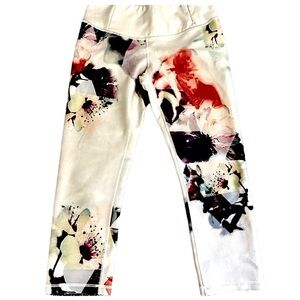 CALIA by Carrie Underwood Capri Legging